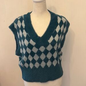 Sincerely Jules green white diamond patterned vest Size XS New